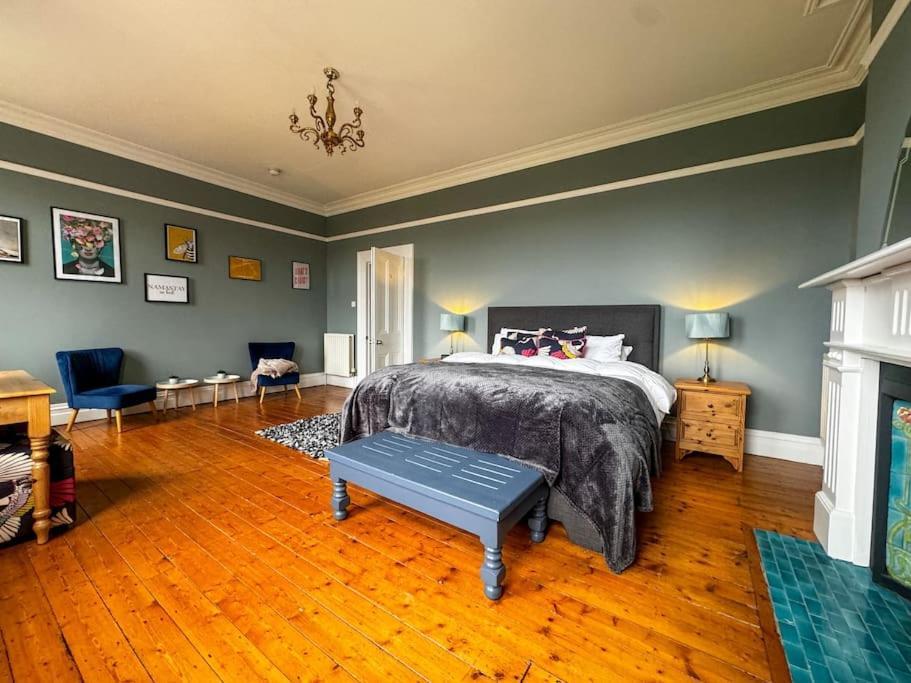 The Victorian Townhouse *