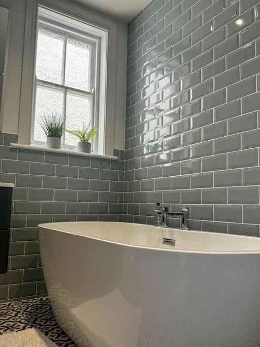 The Victorian Townhouse * Portrush