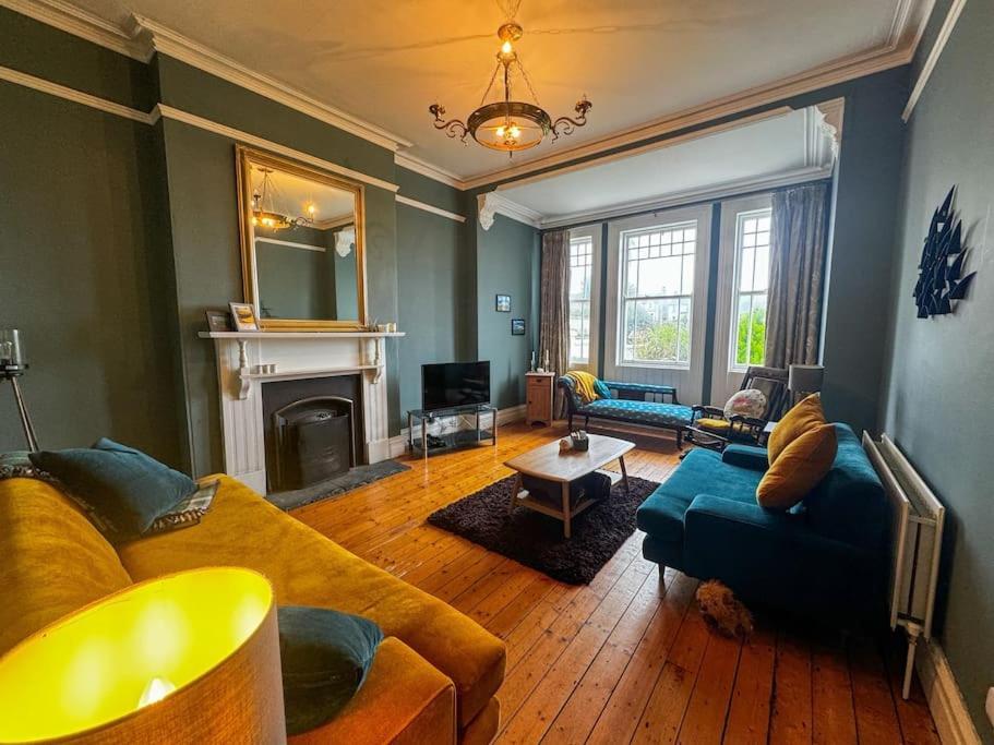 The Victorian Townhouse Villa